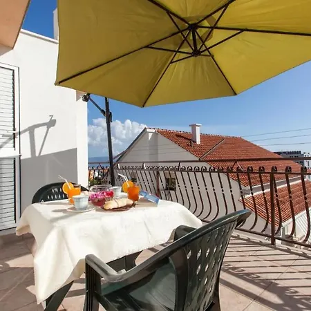With Pool 100m From Beach Podstrana